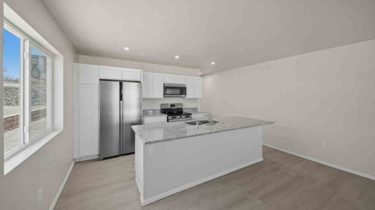 106 inca elephant butte kitchen 1