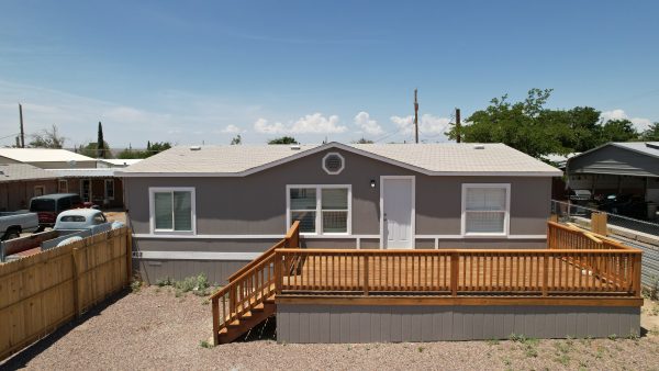 1403 Nickel St