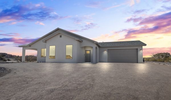 208 Skyline Dr