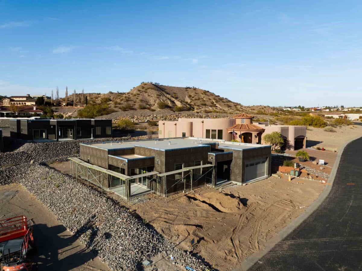 home under construction at turtleback mountain golf and resort