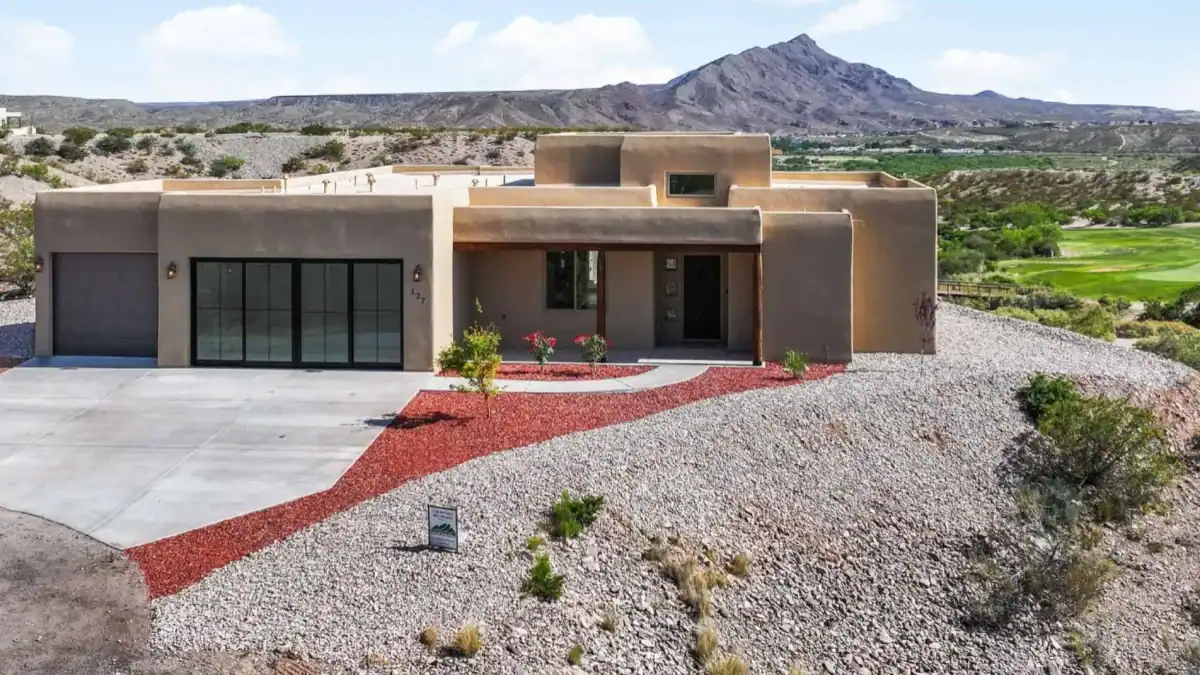 willow suites model home