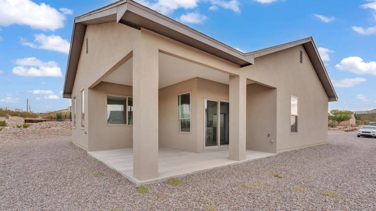 402 skyline back porch diagonal