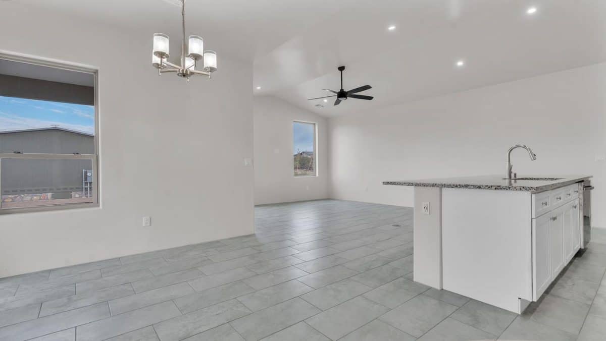 402 skyline kitchen dining