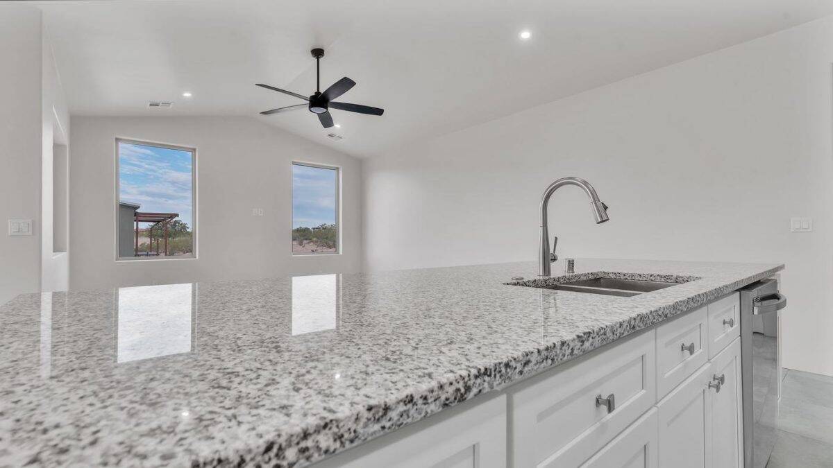 402 skyline kitchen view