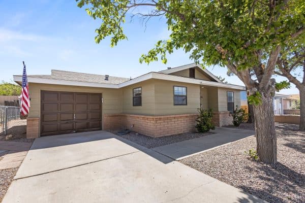 606 corona ave