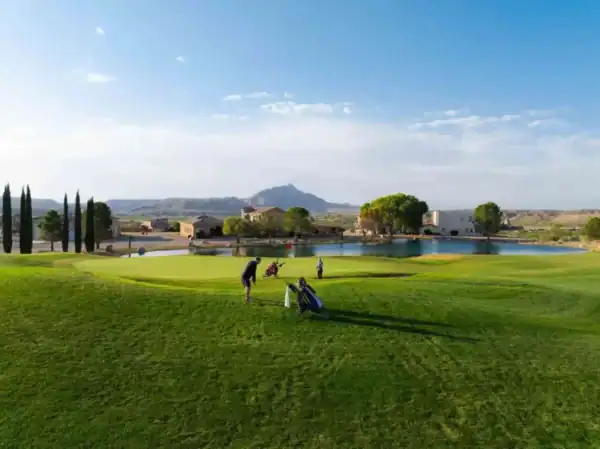 golf at turtleback mountain golf and resort 1200x898